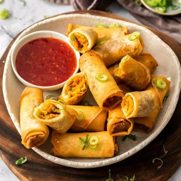 ZAIKA RESTURANT  Veg Spring Roll (2 Pcs)