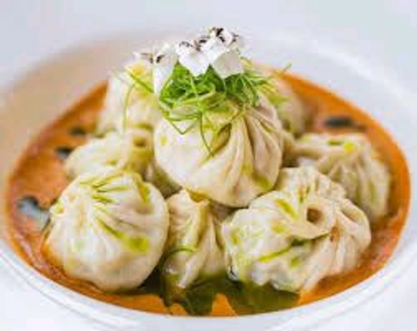 ZAIKA RESTURANT  Veg Momos (Steamed)