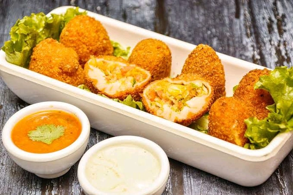 ZAIKA RESTURANT  Veg Momo ( Kurkure)