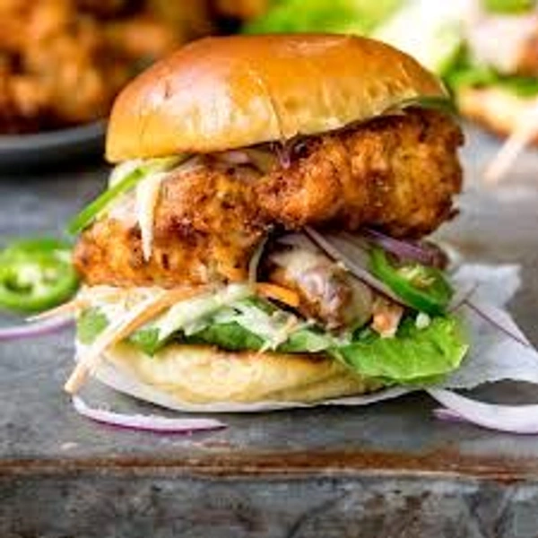 BR MOMO Chicken Burger 