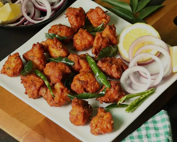ZAIKA RESTURANT  Chicken 65 ( 8 PCS )