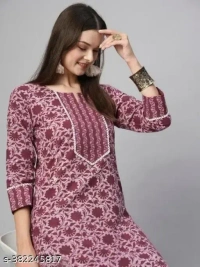 Women Cotton Kurta Pant Set - M