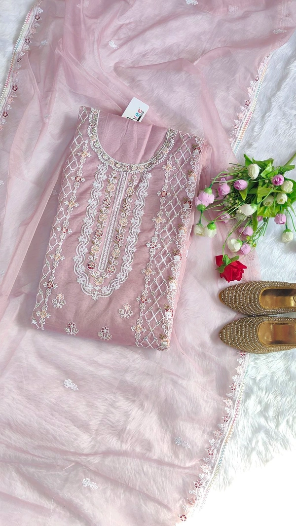 ORGANZA EMBROIDERED WITH HEAVY ZARKANDUPATTA:- ORGANZA EMBROIDEREDBOTTOM/INNER:- SANTOON
