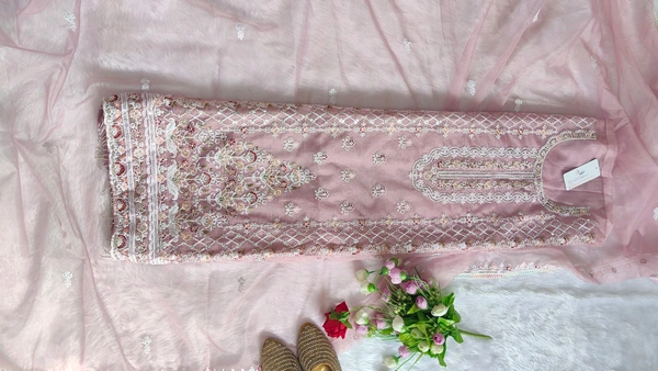 ORGANZA EMBROIDERED WITH HEAVY ZARKANDUPATTA:- ORGANZA EMBROIDEREDBOTTOM/INNER:- SANTOON
