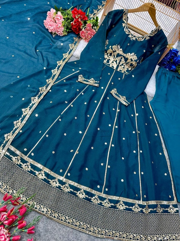 LUNCHING NEW ĐĚSIGNER PARTY WEAR LOOK GOWN WITH PANT AND EMBRODARY WORK* - M