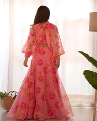 RATE FULLY STTICHED WITH BLOUSE,DETACHABLE SLEEVEs - M