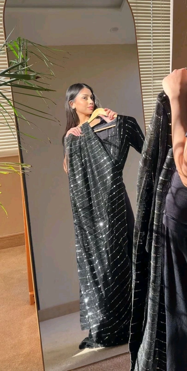 Zip and Go Saree 2 minute ready 
1499 Rs / Free shipping  - L