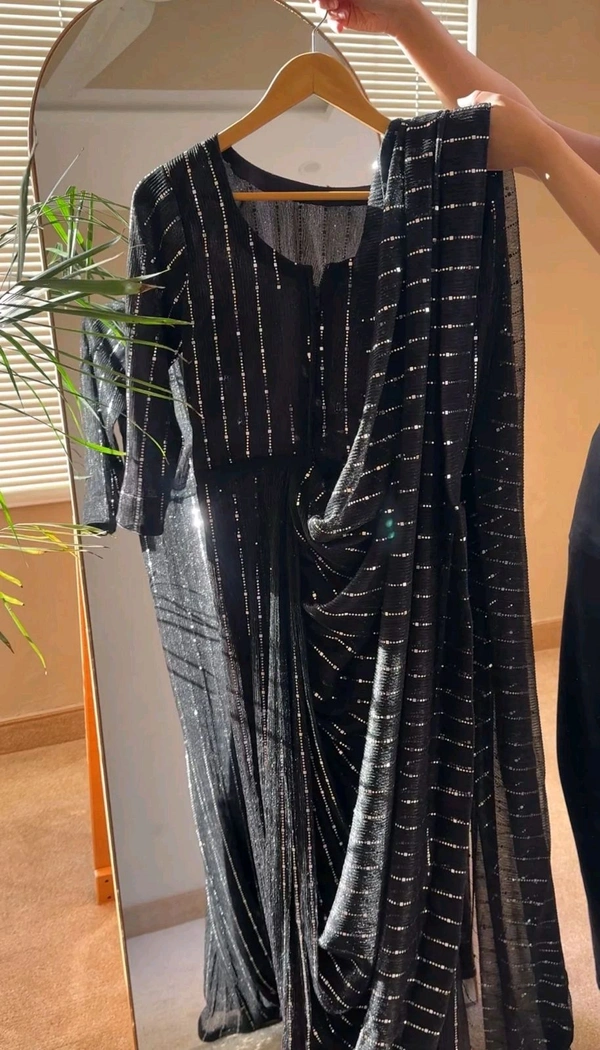 Zip and Go Saree 2 minute ready 
1499 Rs / Free shipping  - L