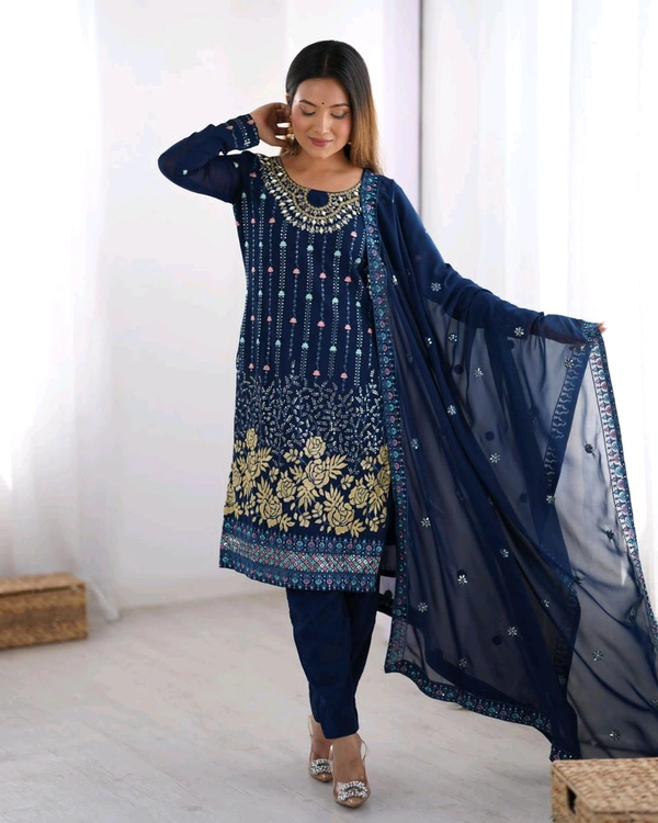 *Lunching New own Real Modeling product*🧜‍♀️
🧜🏻‍♂️ *Top*
*Fabric* : Faux Georgette 
*Inner* : Micro
*Work*. : Thred & Sequnce work With - M