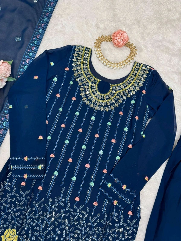 *Lunching New own Real Modeling product*🧜‍♀️
🧜🏻‍♂️ *Top*
*Fabric* : Faux Georgette 
*Inner* : Micro
*Work*. : Thred & Sequnce work With - M