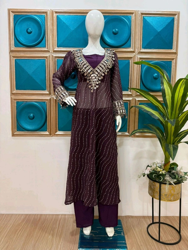 Presenting Beautiful Heavy quality Georgette Fabric designer wear  Style Anarkali Style Side Cut Kurti with Chinon - L 40