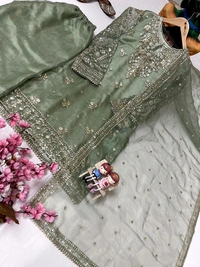 ❤️💐*ENHANCE THE BEAUTY OF YOUR WARDROBE WITH THIS NEWLY LAUNCHED KURTI-PLAZZO SET*💐❤️ - Xl