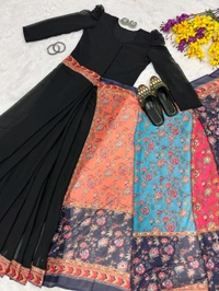 😍Presenting A New Trending Zip Nd Go Saree* - M 38