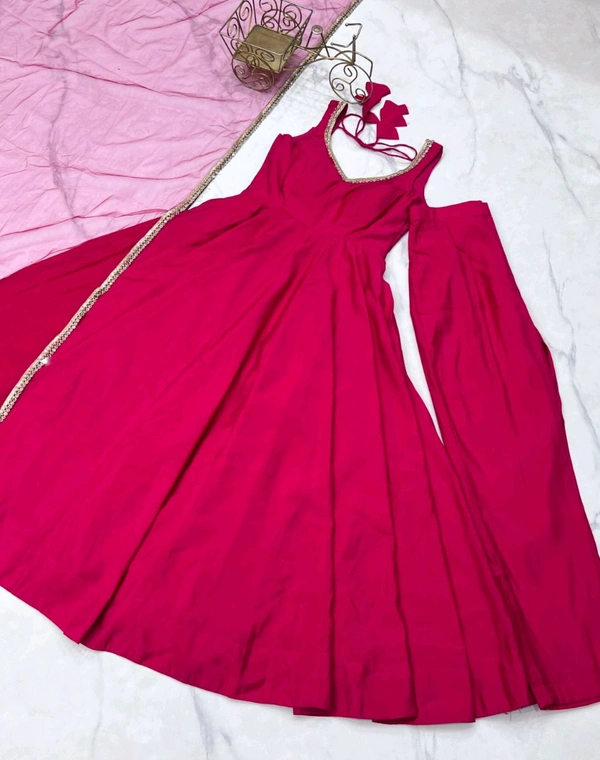 "*Registered Tm Patented By Owner*
*This Colourfull & Fresh Look Outfit Is Perfect For Upcoming Festivities And Weddings Which Provides You More Comfort And Style* - Xs-34
