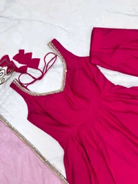 "*Registered Tm Patented By Owner*
*This Colourfull & Fresh Look Outfit Is Perfect For Upcoming Festivities And Weddings Which Provides You More Comfort And Style* - Xs-34