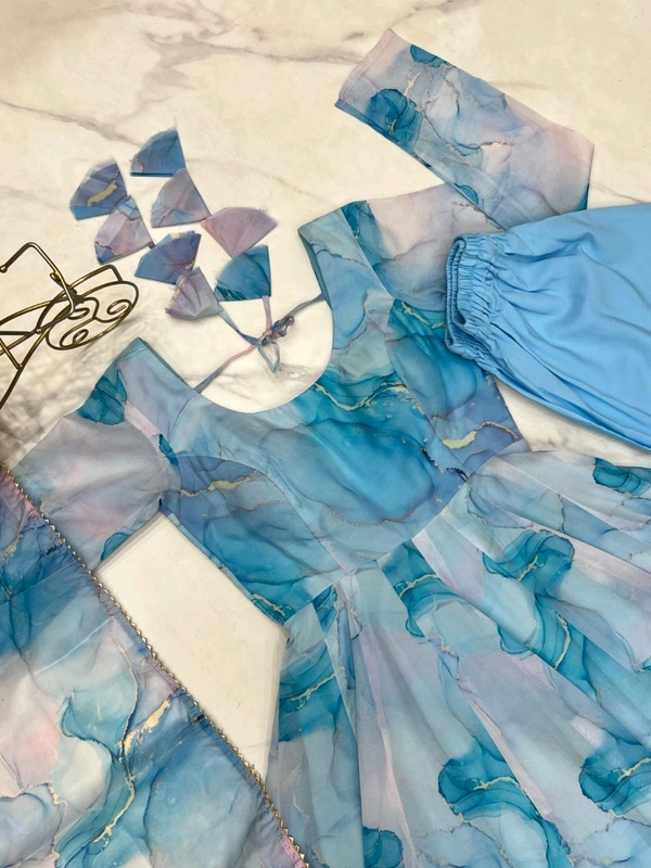 *This Colourfull Lightweight & Fresh Look Outfit Is Perfect For Upcoming Festivities And - Xs 34