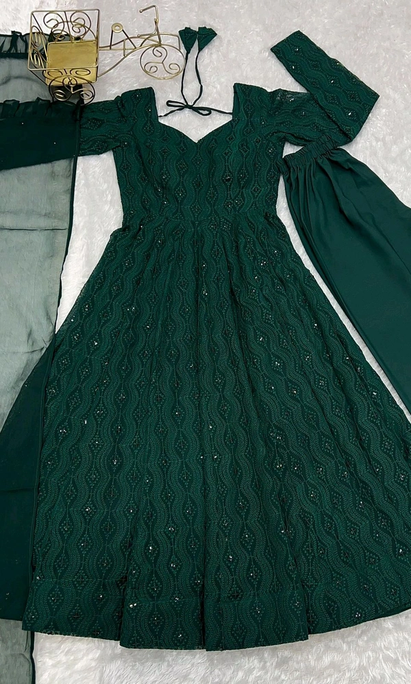 Georgette fabric Anarkali suit set for the upcoming festivities and wedding season *
*FULLY FLAIR KALI PATTERN AND CANVAS PATTA WITH DUPPTA SET,PENT READY TO - S-36