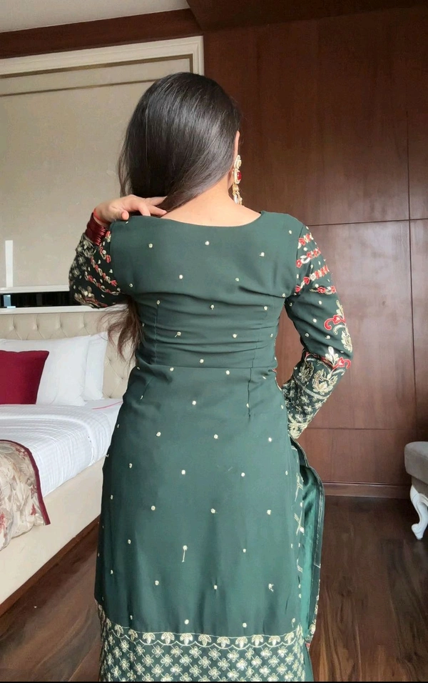 💕Elegance never goes out of style 💕💫
*REAL MODLING OF SARARA PAIR FROM LOOMEERA❤️*  - Xxl