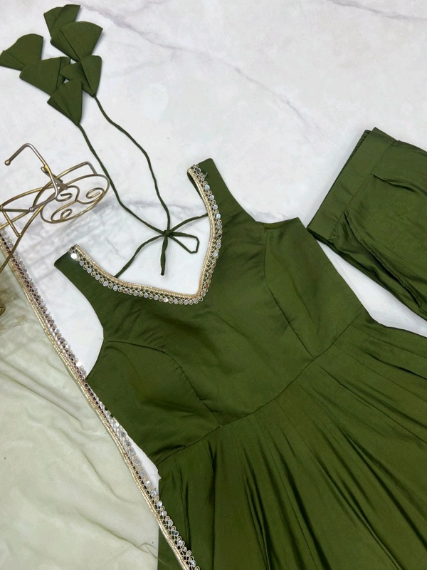 Upcoming Festivities And Weddings Which Provides You More Comfort And Style*
*Pure Romansilk Chanderi Fabric Fully Flair - Xs -34