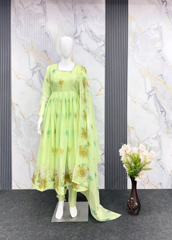"*This Colourfull Lightweight & Fresh Look Outfit Is Perfect For Upcoming Festivities And - M-38