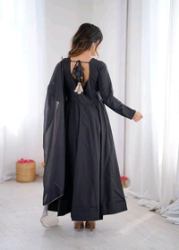 "*This Colourfull Lightweight & Fresh Look Outfit Is Perfect For Upcoming Festivities And - S-36