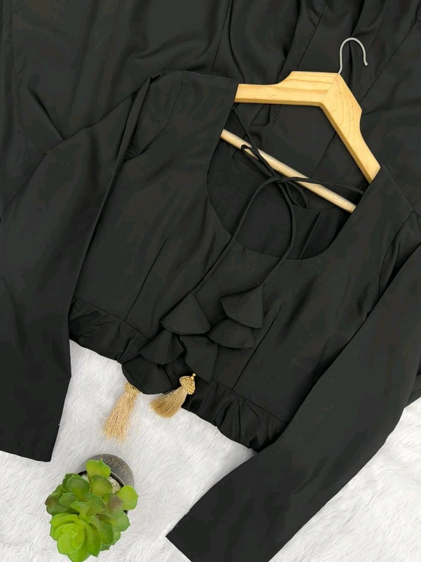 "*This Colourfull Lightweight & Fresh Look Outfit Is Perfect For Upcoming Festivities And - S-36