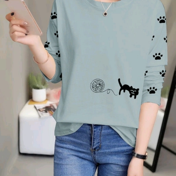 Urban Fashionable Women's T-shirts - Top, Tshirt