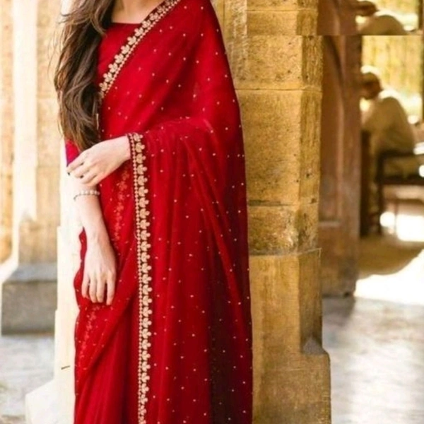 Charvi Attractive Sharee