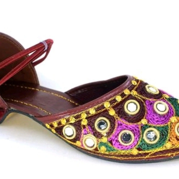 Unique Attractive Women's Heels Amd Sandles