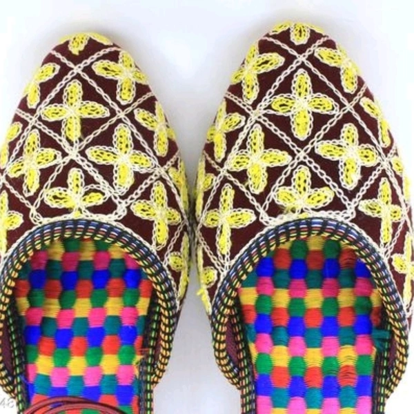 Unique Attractive Women's Heels Amd Sandles