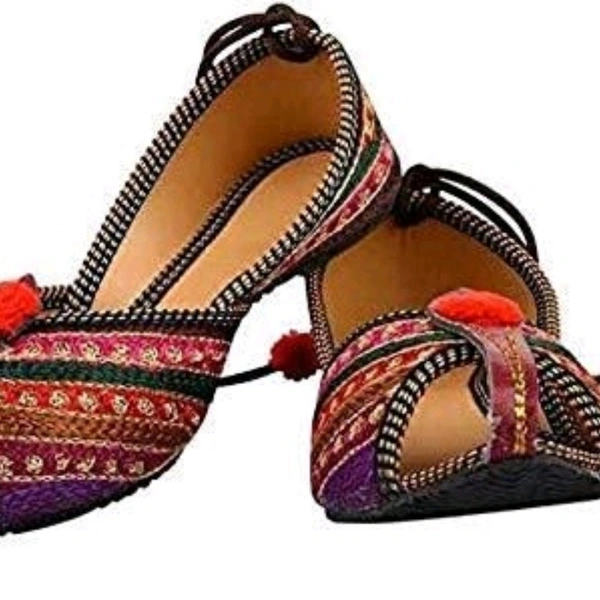 Alluring Women's Bellies And Ballerinas
