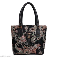 Gorgeous Classy Women Messenger Bags