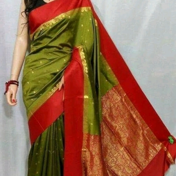 Vardaniya Fashionable Banarasi Kanjivaram Silk Sarees*