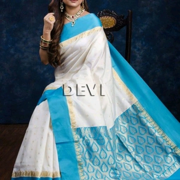 Vardaniya Fashionable Banarasi Kanjivaram Silk Sarees*