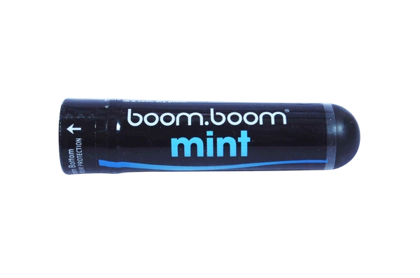 boom boom Boom boom nose inhaler flaver mint