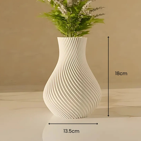 Tall Vase with Lines - 18 cm, White