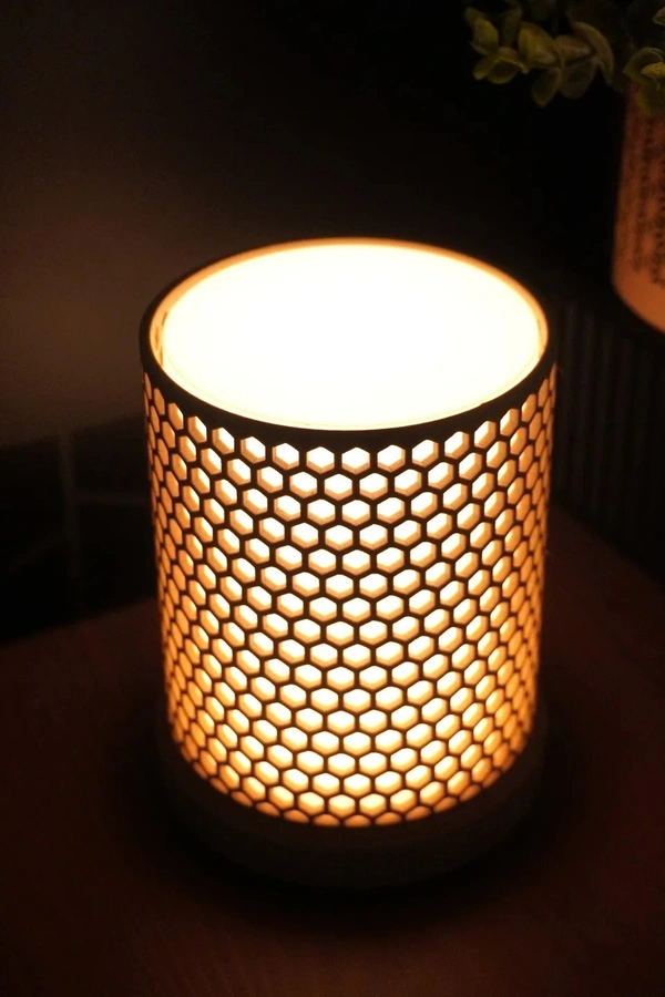 Hex Style Lamp - 8 cm, Chalky