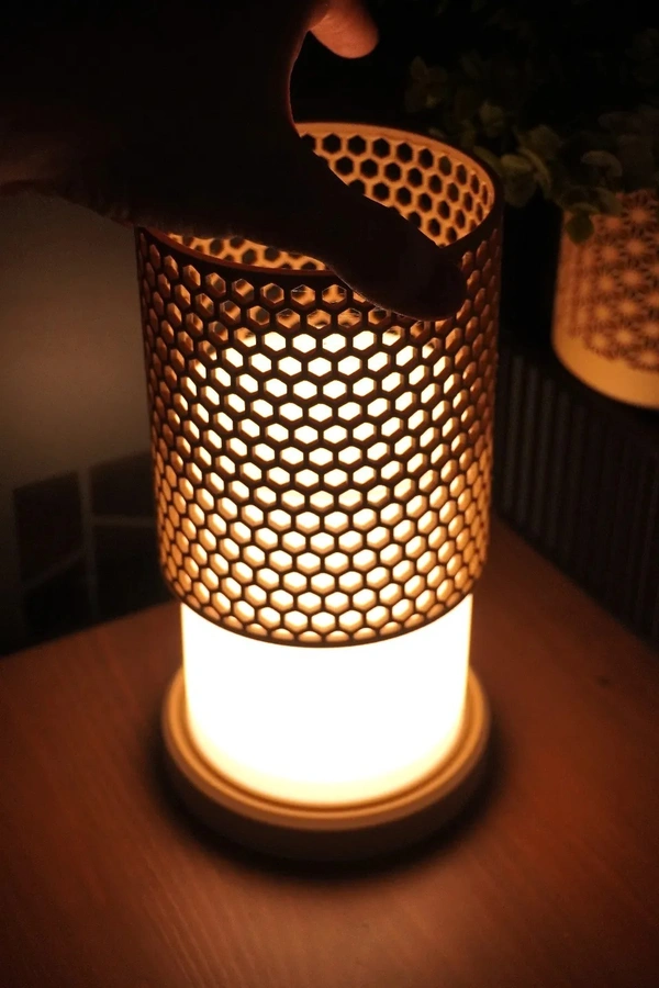 Hex Style Lamp - 8 cm, Chalky