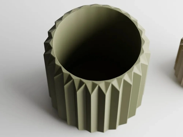 Triangle Ribbed Plant Pot - 15.5 cm, Green Pea