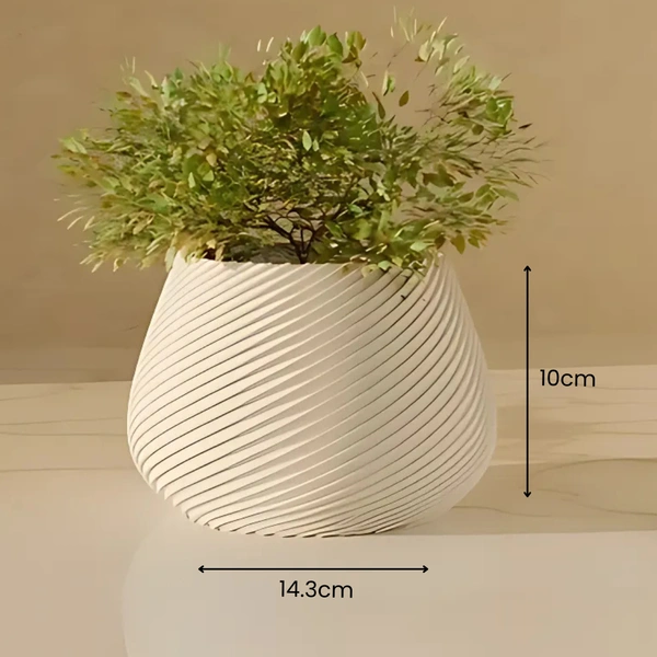 Small Lined Vase - 10 cm, White