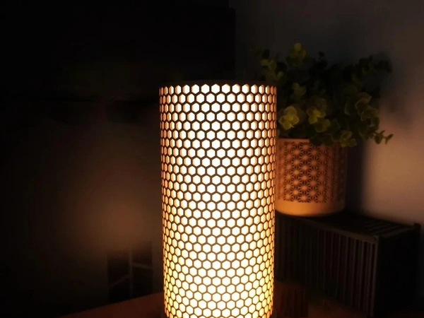 Honeycomb Style Lamp - 12 cm, Chalky