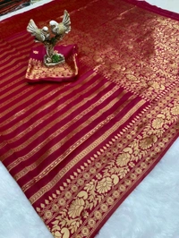 लाल रेशमी साडी Soft Lichi Silk Saree  - Bright Red, Free