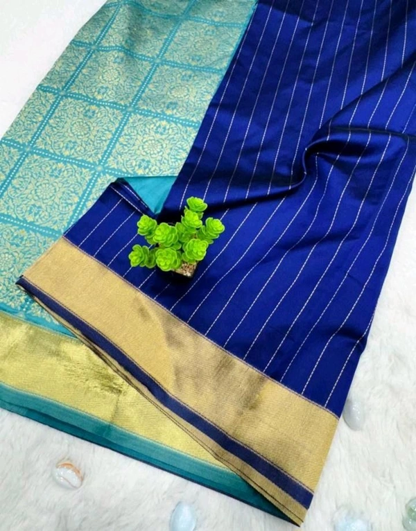 रेशमी साडी[Blue Silk Saree With Golden Border] - Blue, Free