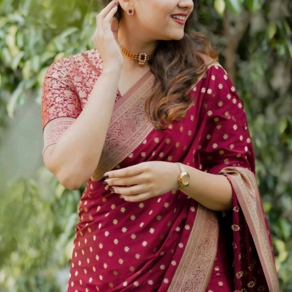 मैरून रेशमी साडी Maroon Silk Saree 