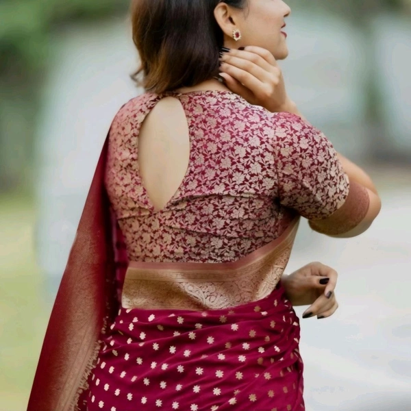 मैरून रेशमी साडी Maroon Silk Saree  - Maroon RED, Free