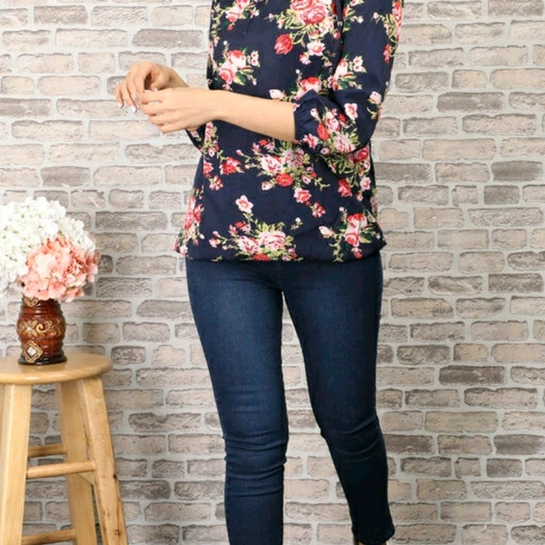 Printed Navy Blue Crepe Top - S