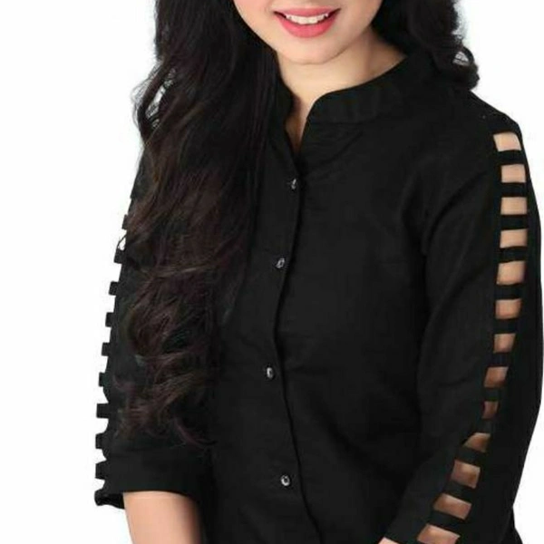 Black Full Sleeve Buttoned Top For Women - M