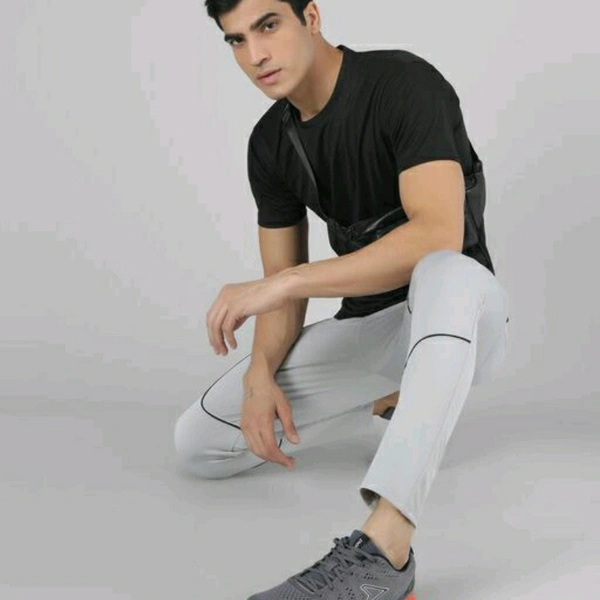 Men's Lycra Grey Track Pant - 32