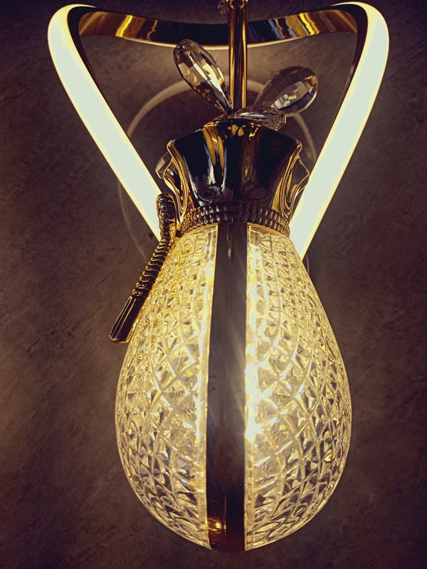 Crystal Pendant Wall Mounted Decorative Lamps With Bulb  - Luxor Gold