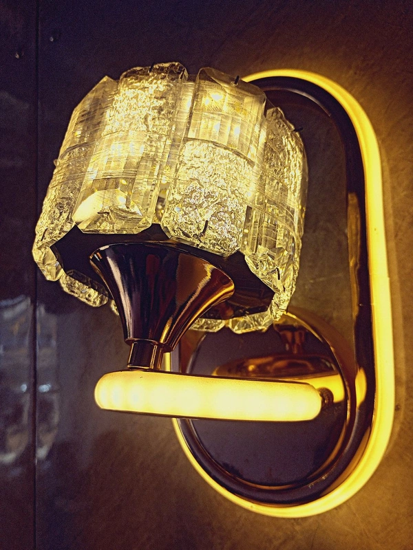 Golden Glass 3 Light Effects Wall Light - Reno Sand, Golden Jhoomer 3 Colour Light